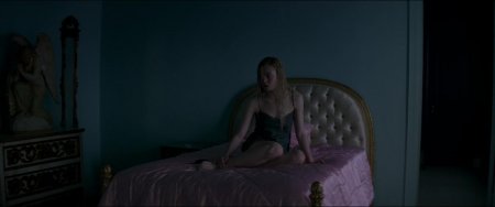 Неоновый демон (2016)