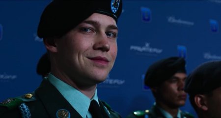 Долгий путь Билли Линна в перерыве футбольного матча (2016)